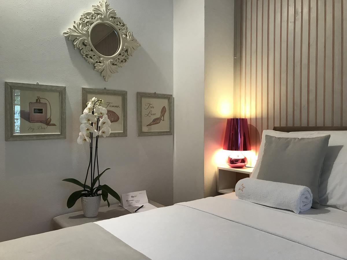 Moonlight- Bedbluesky Villa Perinaldo Bagian luar foto